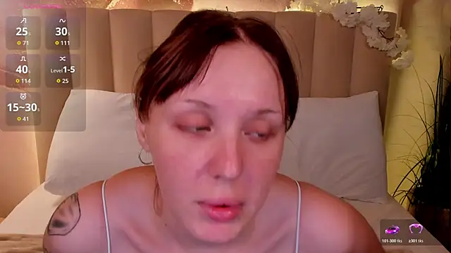 LianaFord online show from April 2026 07:16:02 AM