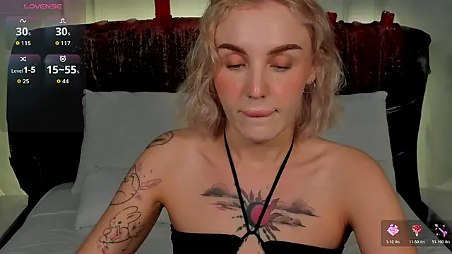 LianaFord online show from October 2025 08:55:01 PM