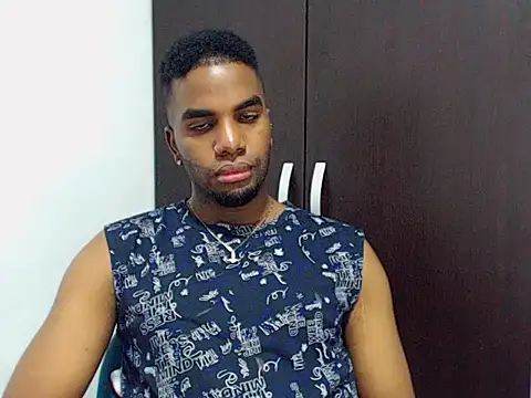 Rene hotman online show from November 2025 08:03:01 PM