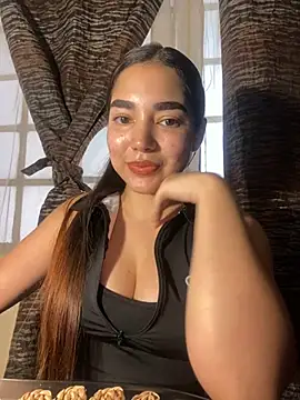 DulceChloe99 online show from February 2026 10:21:02 PM