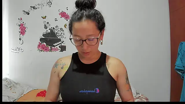 Snapshot of anthonela_mature_ chatting on September 2025 06:19:02 PM anthonela mature online show from September 2025 06:19:02 PM