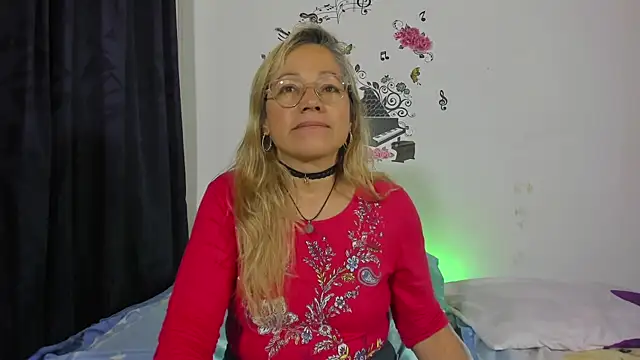 Snapshot of anthonela_mature_ chatting on March 2025 11:09:02 PM anthonela mature online show from March 2025 11:09:02 PM