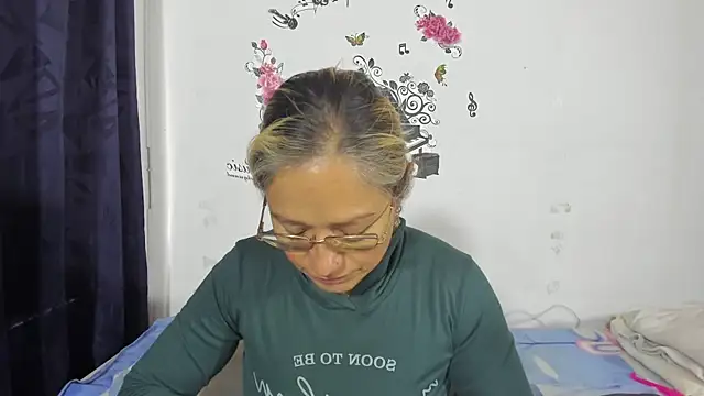 Snapshot of anthonela_mature_ chatting on March 2025 07:01:02 PM anthonela mature online show from March 2025 07:01:02 PM