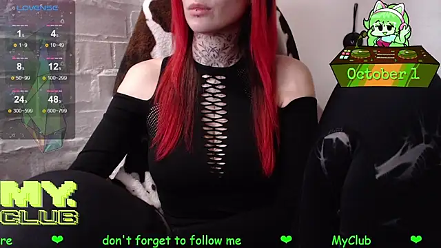 Witch Emma online show from October 2025 07:51:01 PM