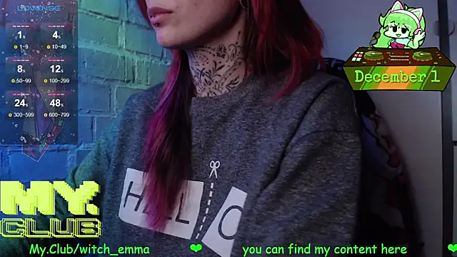 Snapshot of Witch_Emma chatting on December 2025 09:37:02 PM Witch Emma online show from December 2025 09:37:02 PM