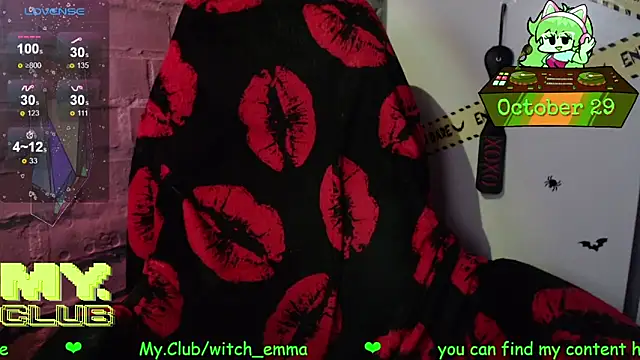 Snapshot of Witch_Emma chatting on October 2025 09:03:01 PM Witch Emma online show from October 2025 09:03:01 PM