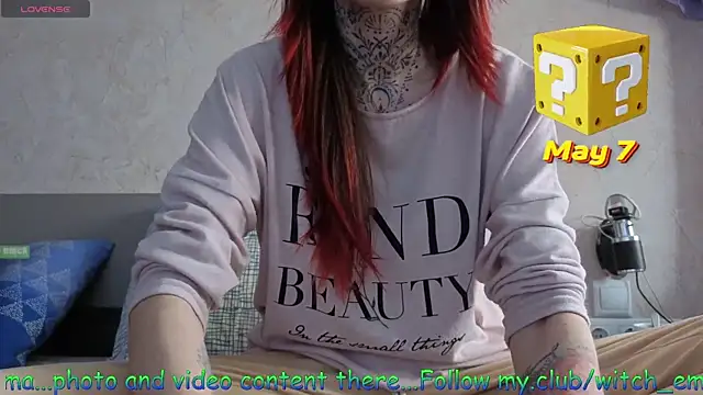 Witch Emma online show from May 2026 07:12:02 AM