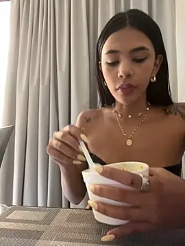 AntonellaRossi online show from March 2026 07:48:01 PM