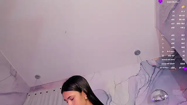 AntonellaRossi online show from April 2026 08:04:02 PM