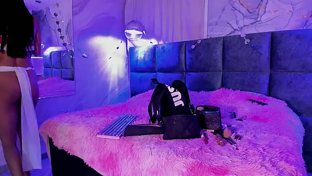 AntonellaRossi online show from February 2026 07:48:01 PM