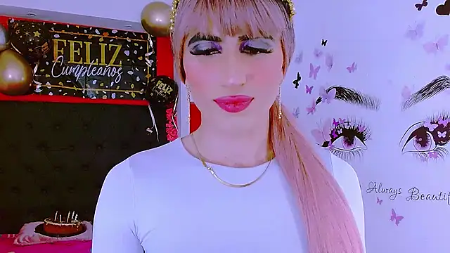 Snapshot of priscilahotker chatting on February 2025 07:12:02 AM priscilahotker online show from February 2025 07:12:02 AM