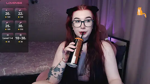 Cute lina online show from April 2026 07:58:02 PM