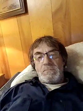 Snapshot of OralDesires2 chatting on October 2025 06:23:01 AM OralDesires2 online show from October 2025 06:23:01 AM