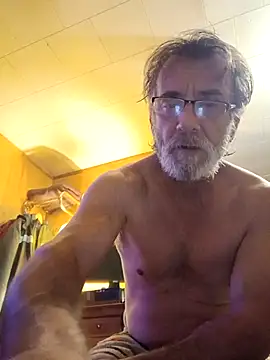 Snapshot of OralDesires2 chatting on November 2025 10:21:02 PM OralDesires2 online show from November 2025 10:21:02 PM