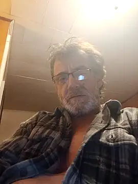 Snapshot of OralDesires2 chatting on November 2025 10:57:02 PM OralDesires2 online show from November 2025 10:57:02 PM