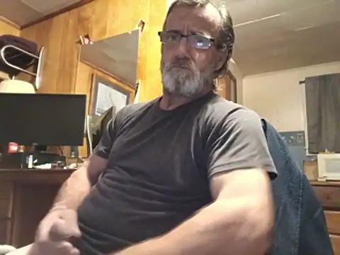 Snapshot of OralDesires2 chatting on December 2025 12:00:01 AM OralDesires2 online show from December 2025 12:00:01 AM