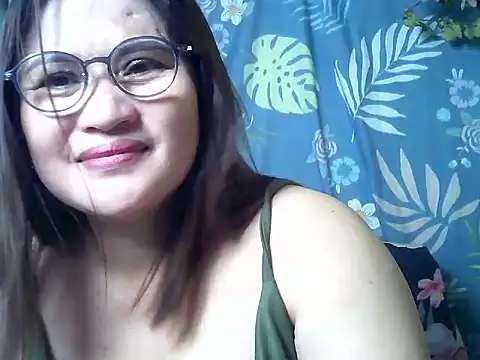 Snapshot of Amazing_Angel22 chatting on May 2026 03:13:01 AM Amazing Angel22 online show from May 2026 03:13:01 AM