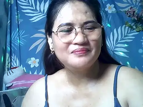 Snapshot of Amazing_Angel22 chatting on May 2026 11:50:01 PM Amazing Angel22 online show from May 2026 11:50:01 PM