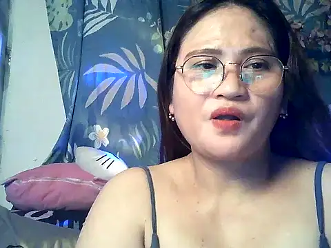 Amazing Angel22 online show from April 2026 08:34:01 PM