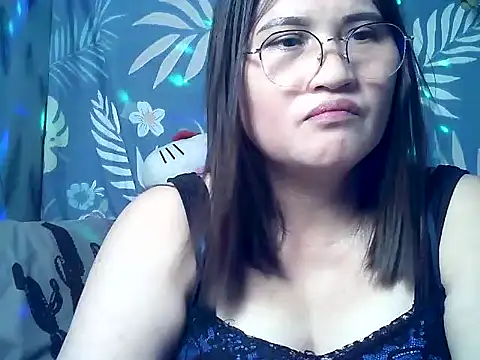 Snapshot of Amazing_Angel22 chatting on May 2026 12:53:03 AM Amazing Angel22 online show from May 2026 12:53:03 AM
