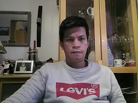 SweetasianHugoxxx online show from November 2025 12:20:02 PM