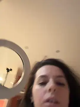 Roni Tailed online show from February 2025 04:14:02 PM