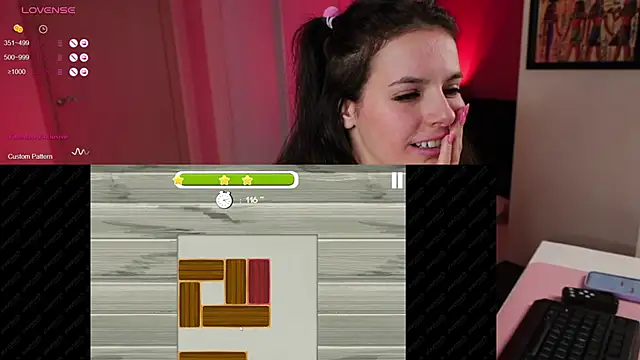 Roni Tailed online show from March 2025 08:42:02 PM