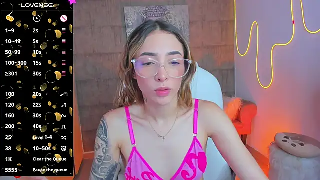 barbie scoth  online show from January 2025 07:45:01 PM