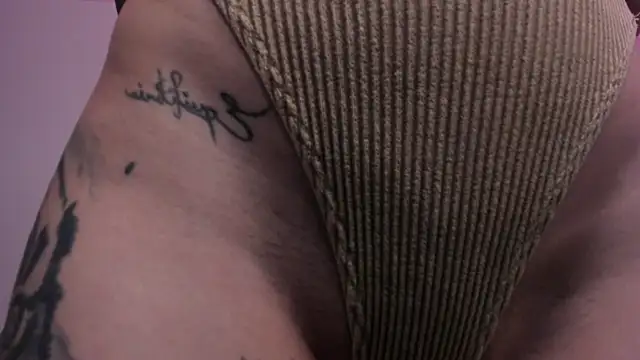 Snapshot of barbie_scoth_ chatting on November 2025 07:50:02 PM barbie scoth online show from November 2025 07:50:02 PM