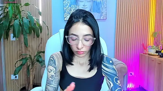 barbie scoth  online show from May 2026 10:23:01 PM