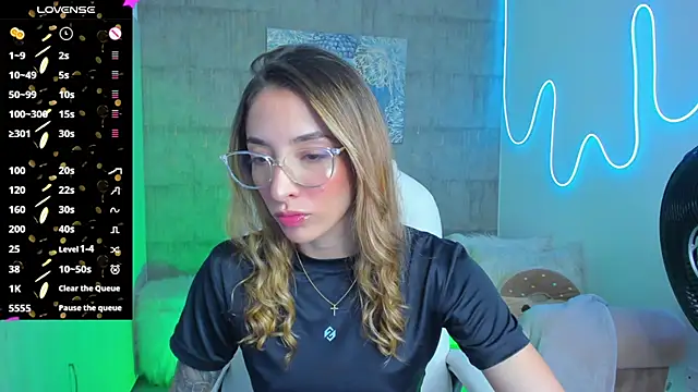 barbie scoth  online show from March 2025 08:09:02 PM