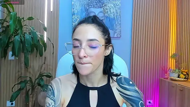 barbie scoth  online show from May 2026 02:05:01 AM