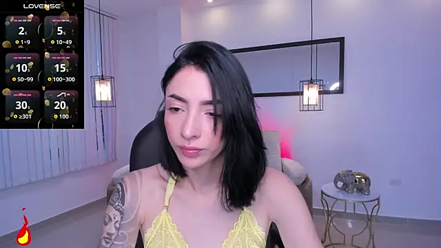 Snapshot of barbie_scoth_ chatting on December 2025 07:48:01 PM barbie scoth online show from December 2025 07:48:01 PM