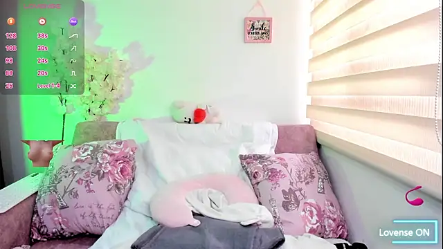 CristinaLaurentt online show from May 2026 09:16:02 PM