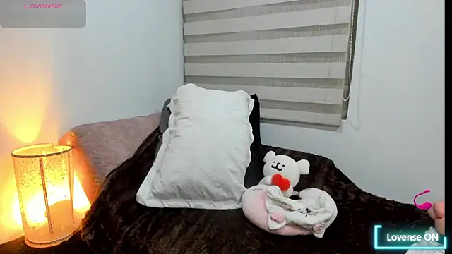 CristinaLaurentt online show from October 2025 11:01:02 PM