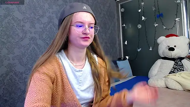 KateJonson online show from October 2025 06:45:01 AM