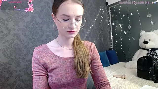 KateJonson online show from June 2026 06:46:01 AM