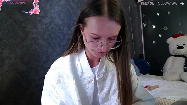 KateJonson online show from May 2026 12:55:02 PM