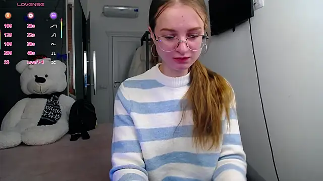 KateJonson online show from February 2025 07:48:02 AM