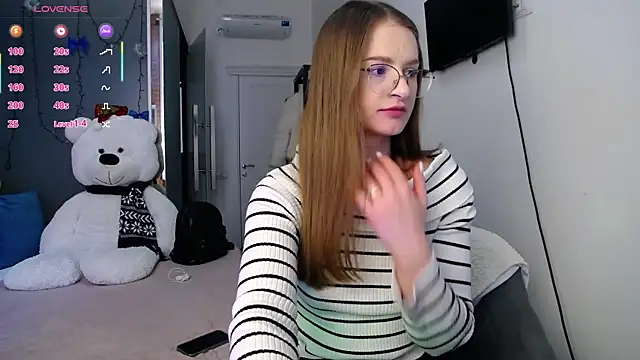 KateJonson online show from March 2025 01:06:02 PM
