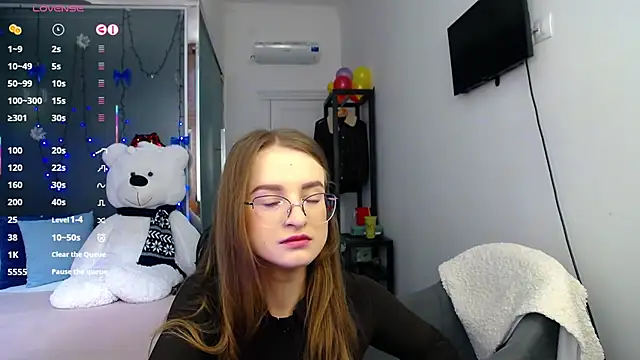 KateJonson online show from March 2025 07:42:02 AM