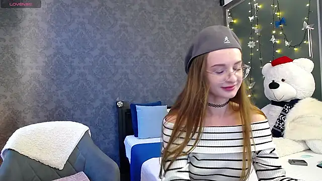 KateJonson online show from October 2025 12:24:01 PM