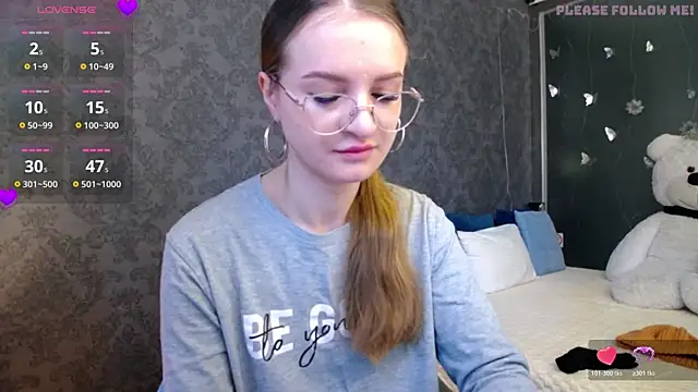 KateJonson online show from February 2026 07:30:01 AM