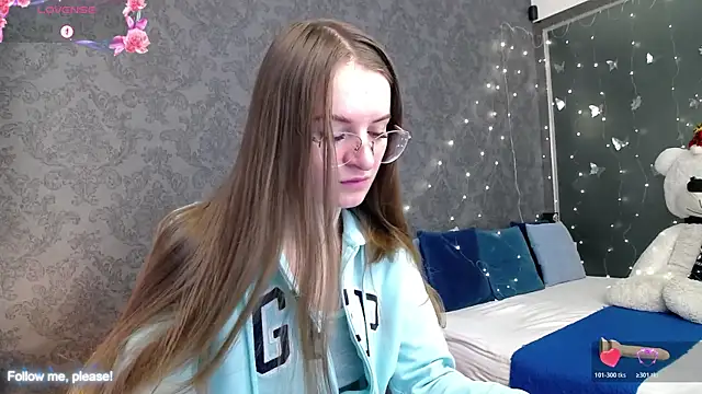 KateJonson online show from December 2025 08:42:01 AM