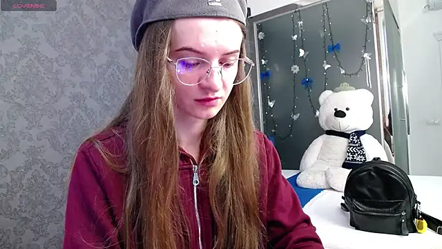 KateJonson online show from November 2025 07:09:01 AM