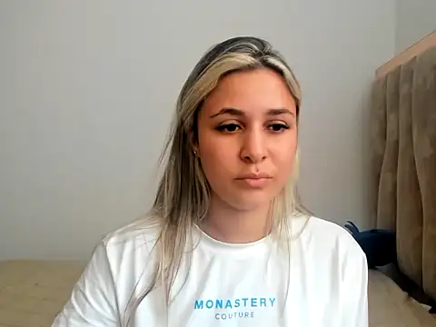 Snapshot of Lana_Sofia1 chatting on October 2025 09:14:02 PM Lana Sofia1 online show from October 2025 09:14:02 PM