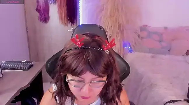 Snapshot of Lady_Ryoko chatting on January 2025 03:39:01 PM Lady Ryoko online show from January 2025 03:39:01 PM