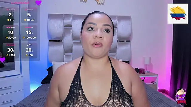 Snapshot of MelanyShayk chatting on June 2026 12:19:02 AM MelanyShayk online show from June 2026 12:19:02 AM