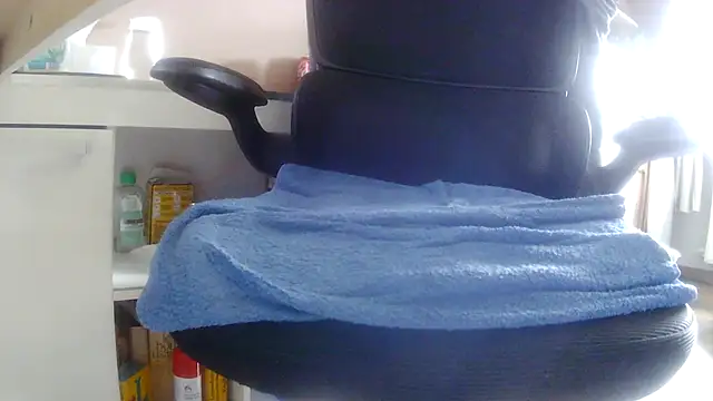 suedel65 online show from May 2026 03:18:01 PM