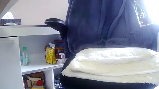 suedel65 online show from February 2026 10:58:01 AM